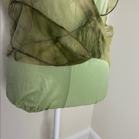 Kelle Asymmetrical Light Green Costume. Medium - Picture 3 of 10